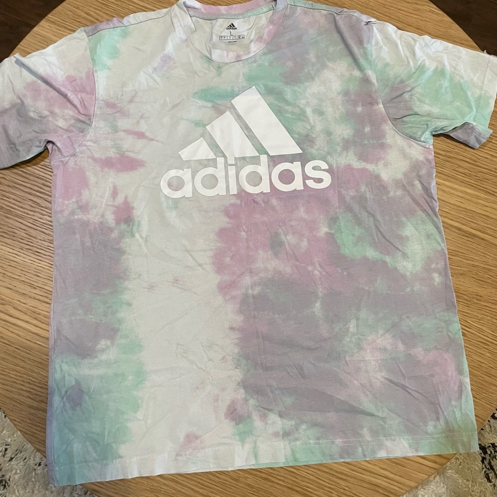 Adidas men’s shirt